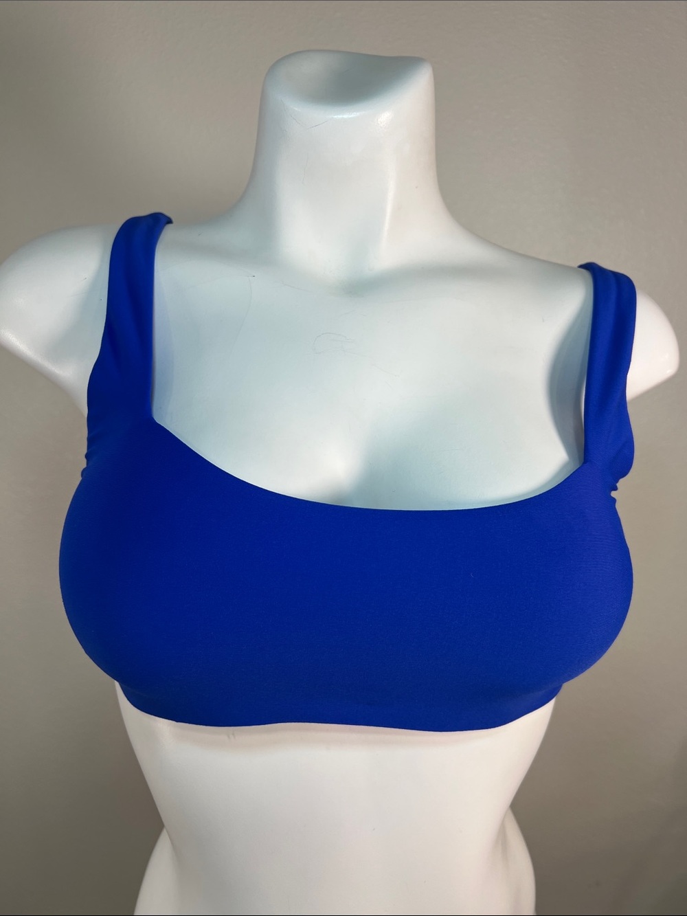 Athleta Cobalt Blue Scoop Bikini Top 32 B/C